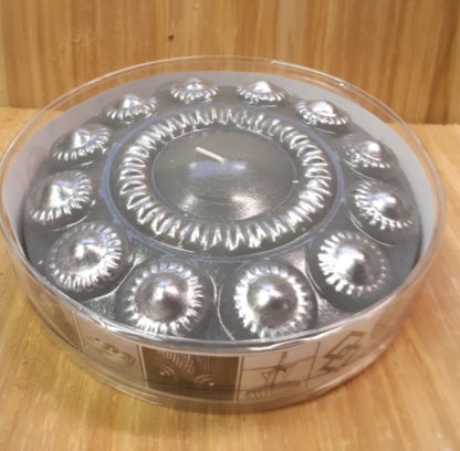 Zeeuwseknopkaars grijs met zilver